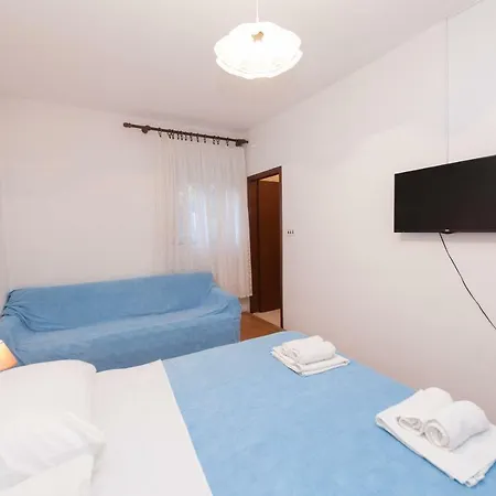 Lena Apartment